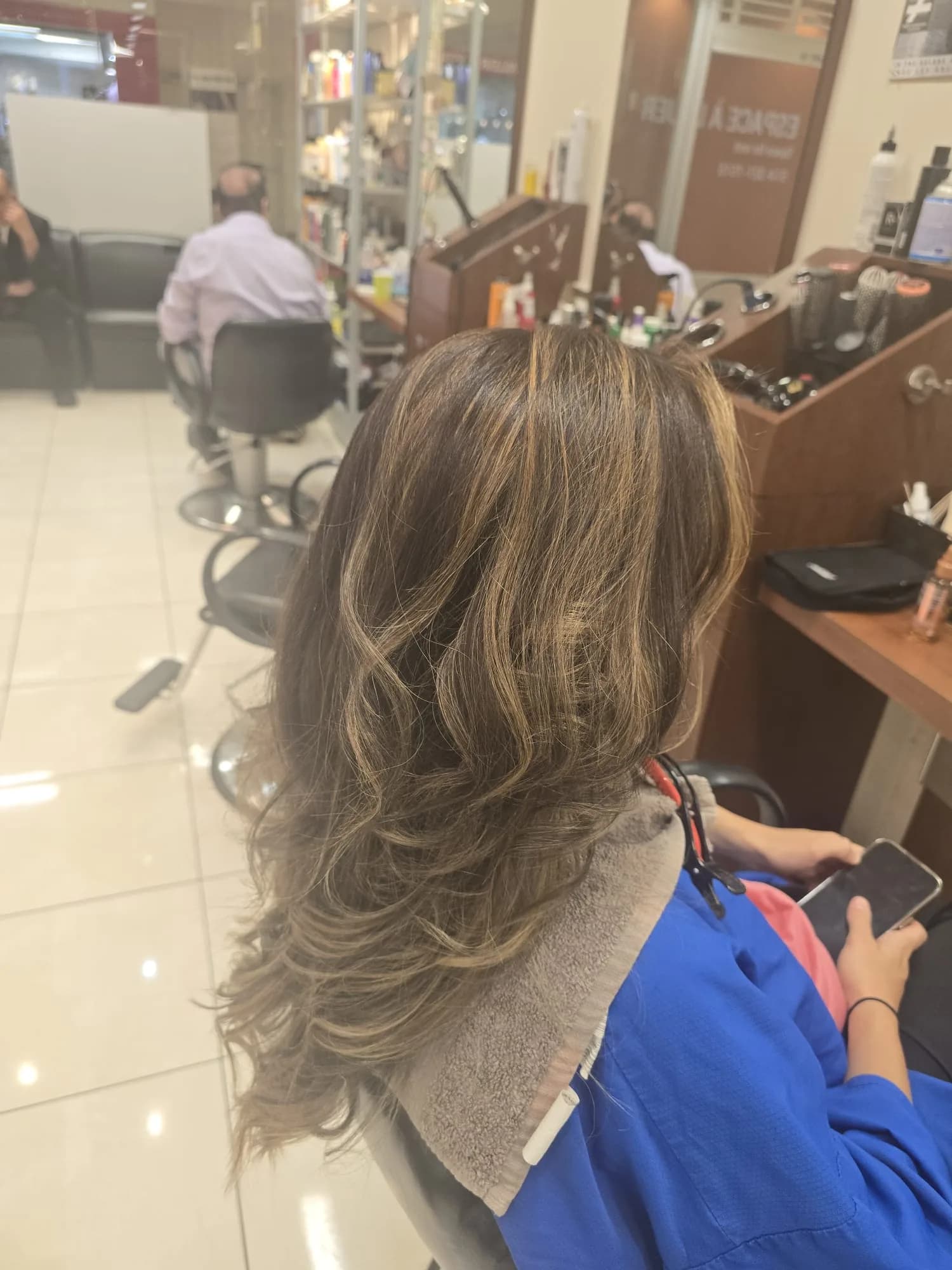 Hair colour — Coiffure Shampooing & Cie